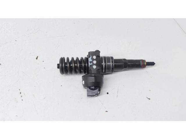 Vstřikovač 07Z130073N   Volkswagen Touareg I  pro naftový motor 2.5  