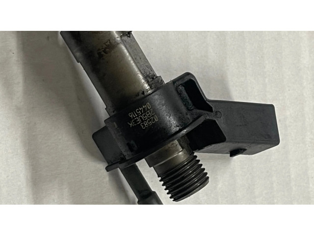Vstřikovač 780542802   BMW 3 E90 E91  pro naftový motor 2.0  