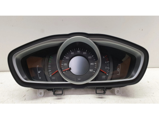 Přístrojová deska  Volvo V40 2014 769167100U, 31394175  