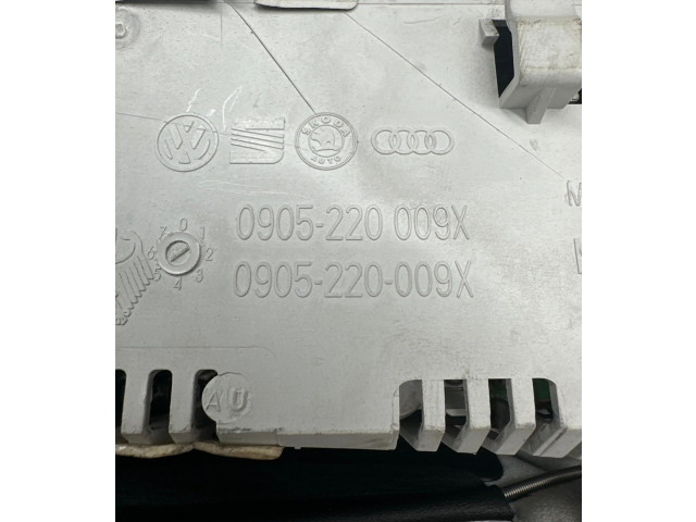 Přístrojová deska  Audi TT Mk1 2003 0905220009X  