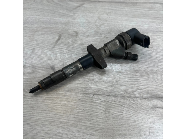 Vstřikovač 8200084534   Renault Vel Satis  pro naftový motor 2.2  