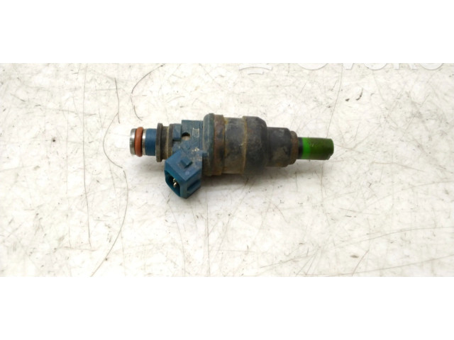 Форсунка INP068    Mitsubishi Colt  4G13 