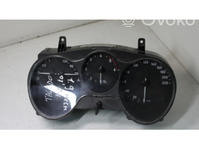 Панель приборов 5P0920822G   Seat Toledo III (5P)       