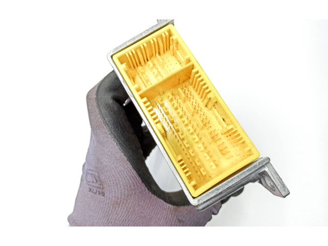 Блок подушек безопасности A1648205685, A164820568560   Mercedes-Benz R W251