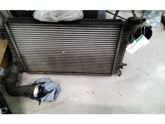 Интеркулер  1K0145803Q   Volkswagen Caddy 