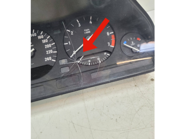 Přístrojová deska  BMW 5 E34 1993 8361120, 9220300980  