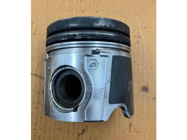 Píst A930, 4488   Alfa Romeo Stelvio     