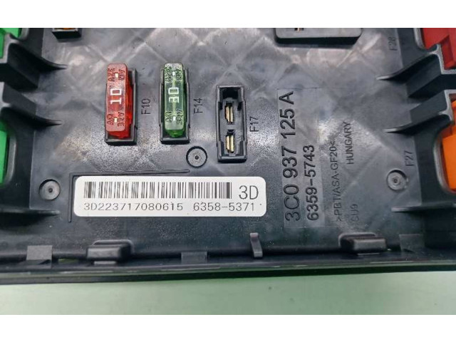   Pojistková skříňka 63585371, 3C0937125A   Volkswagen Tiguan 2015