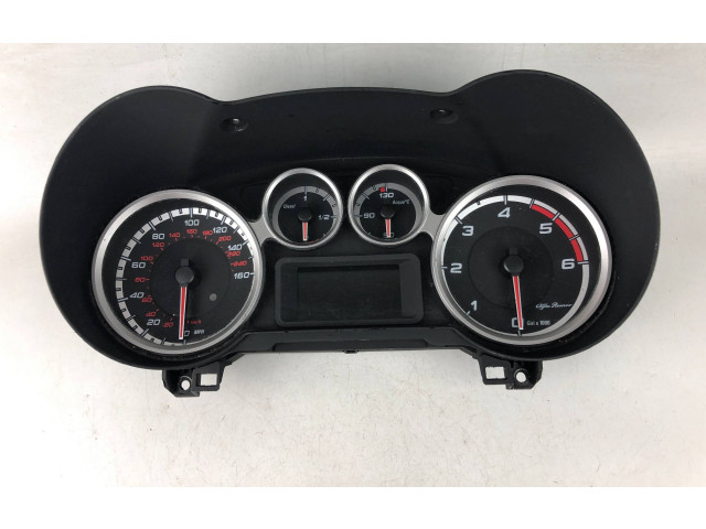 Панель приборов 50525485   Alfa Romeo Mito       