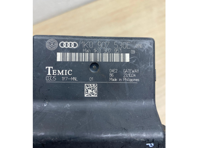 Замок багажника 1K0907530E, 1K0907951    Volkswagen PASSAT B7 2011 - 2014 года