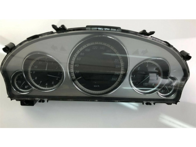 Přístrojová deska  Mercedes-Benz E W212 2010 A2125409547, P2882  