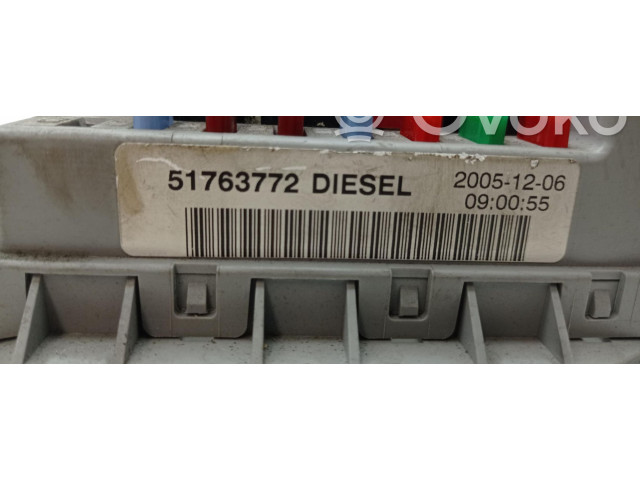 Блок предохранителей 51763772   Fiat Doblo    