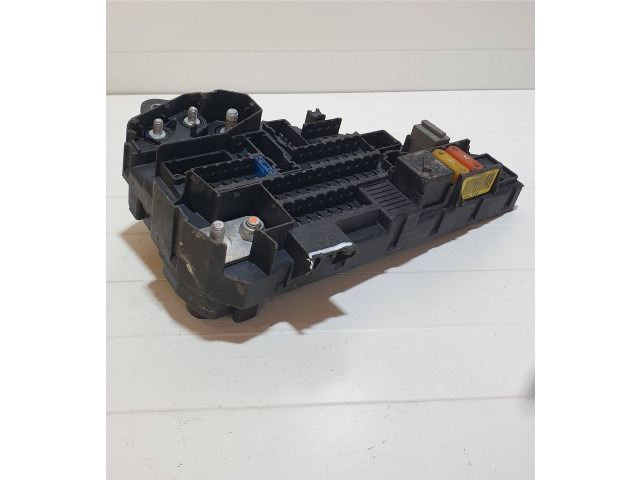 Блок предохранителей 690658806, 518811047   BMW 5 E60 E61    