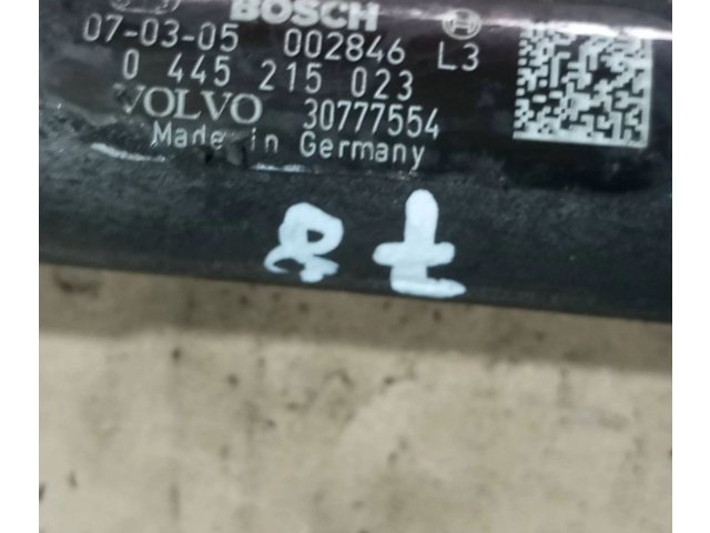 Vstřikovací lišta 30777554, 002846   Volvo S80    D5244T4 