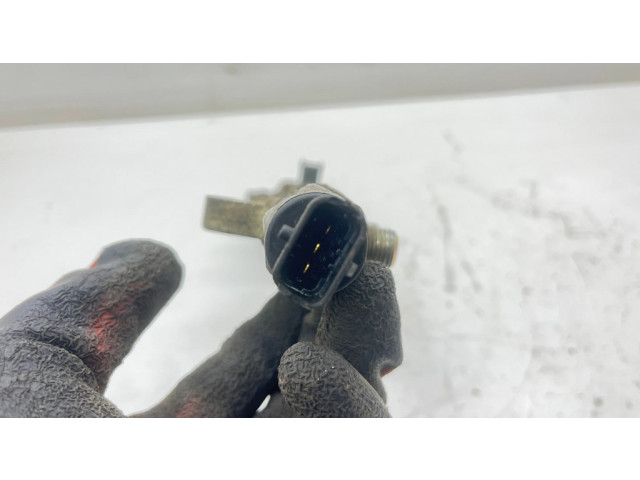 Vstřikovací lišta 46817523, 0445214034   Opel Corsa C  pro naftový motor 1.2  