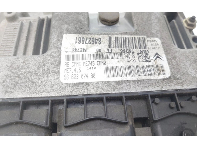 Блок управления двигателем ECU 9662307480   Peugeot 307 CC      