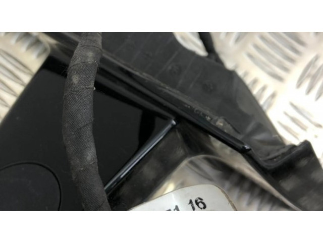 Zpětné zrcátko pravé Mercedes-Benz E C207 W207 2010  A2078105116  