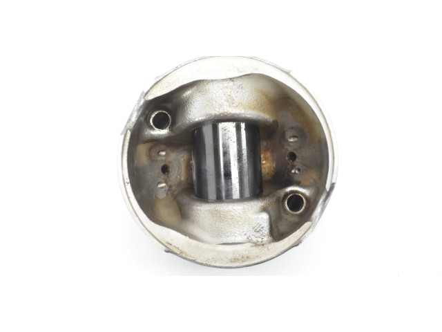 Píst 11258519401   BMW 3 F30 F35 F31  pro naftový motor 2.0 B47D20A 
