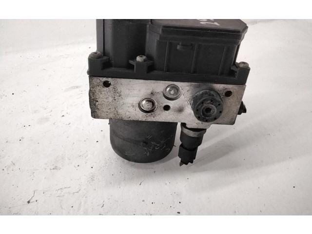 Jednotka ABS 8E0614111AN, 8E0614111AN   Volkswagen PASSAT B5.5 2000