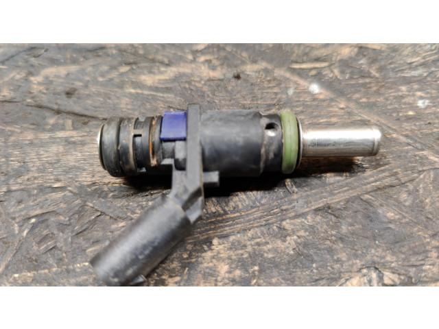 Vstřikovač A0000789023   Mercedes-Benz A W169  pro benzínový motor 1.7  