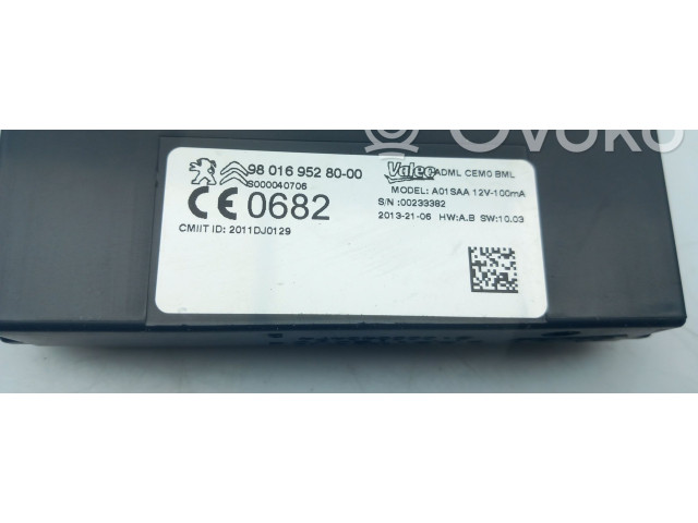 Блок управления 9801695280   Citroen SpaceTourer M