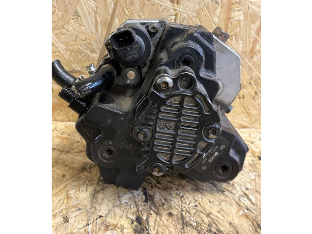 Vstřikovací čerpadlo 8689590, 0445010043   Volvo XC70    D5244T 