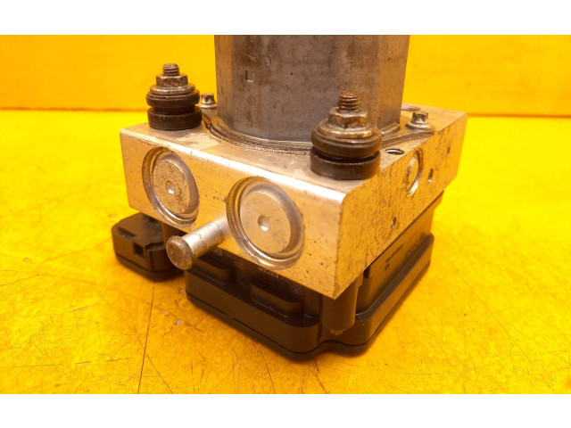 Jednotka ABS 103779700A, 103779700A   Tela Model S 2014
