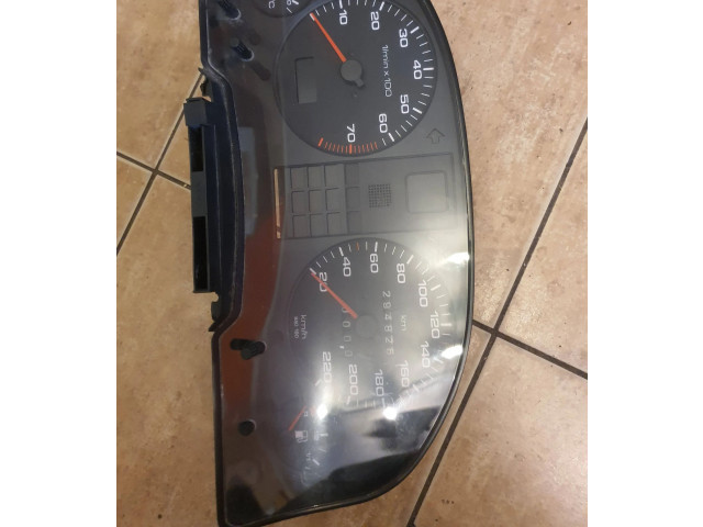 Přístrojová deska  Audi 80 90 B3 1990 8A0919033BK, 110008563023  