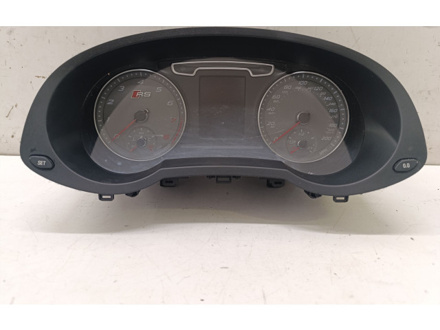 Přístrojová deska  Audi RS Q3 2015 8U0920990K  