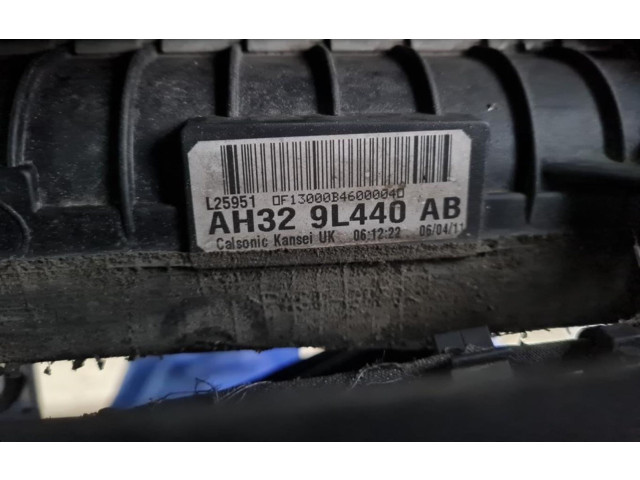 Интеркулер  AH329L440AB   Land Rover Range Rover Sport L320 