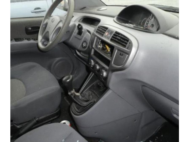 Ручка стеклоочистителей    Hyundai Matrix       