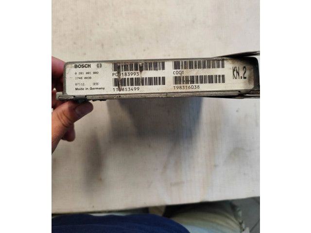 Řídící jednotka 08183993, 0281001802   Volvo S70  V70  V70 XC 1996