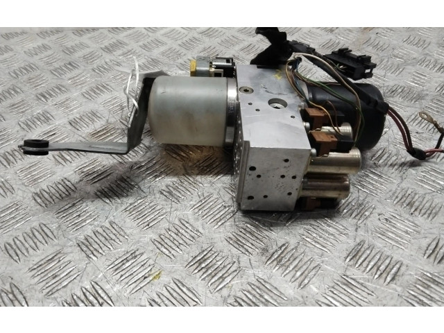 Čerpadlo oleje A2098000030   Mercedes-Benz CLK AMG A208 C208   M112955