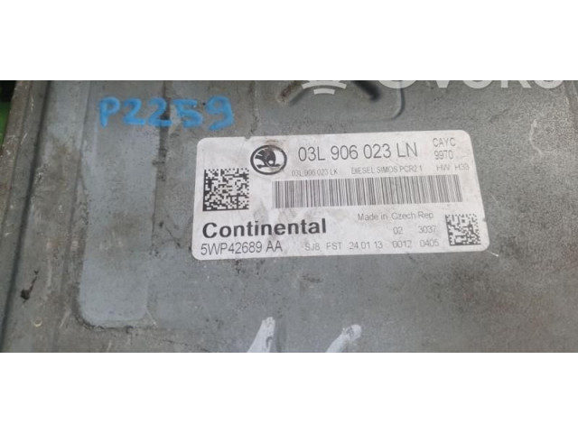 Řídící jednotka 03L906023LK, 03L906023LK.   Skoda Fabia Mk2 (5J) 2007