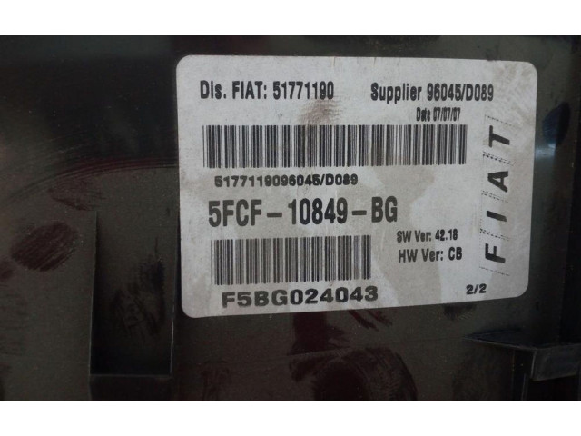 Панель приборов 51771190, 192A8000   Fiat Stilo       