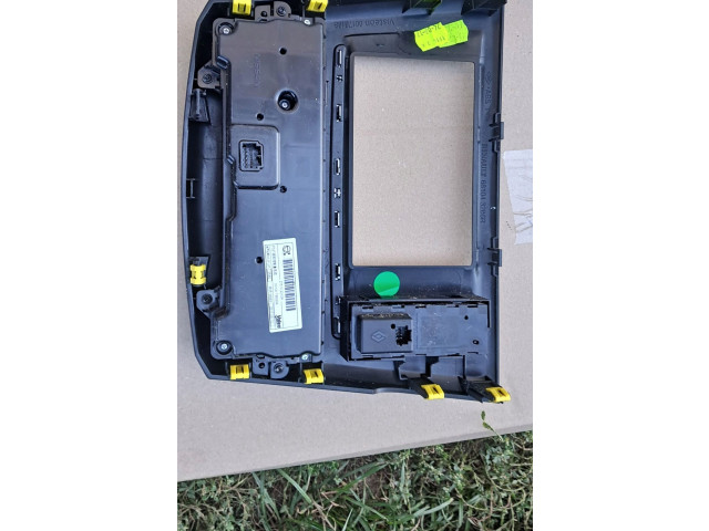 Блок управления климат-контролем 275102210R, 681043286R   Renault Kadjar