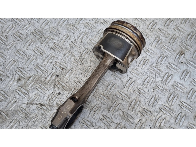 Píst W111, 86L78   Lexus IS 220D-250-350  pro naftový motor 2.2  