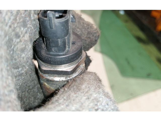 Vstřikovací lišta 30777759, 31216313   Volvo XC60    D5204T2 