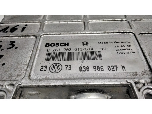 Řídící jednotka 030906027, 0261203613   Volkswagen Golf III 1996