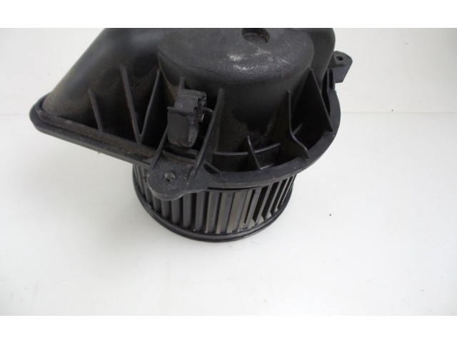 Вентилятор печки    7701050310, 7701050310   Renault Trafic II (X83)