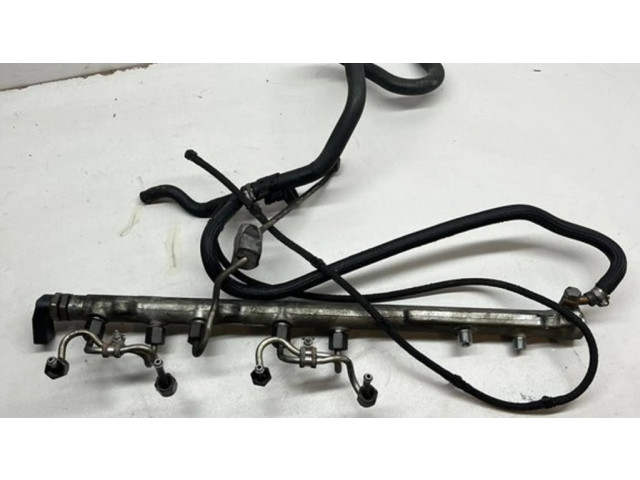 Vstřikovací lišta 7788679   BMW 5 E60 E61  pro naftový motor 3.0  