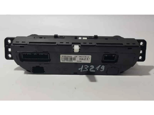 Блок управления климат-контролем 97250A2203   KIA Ceed