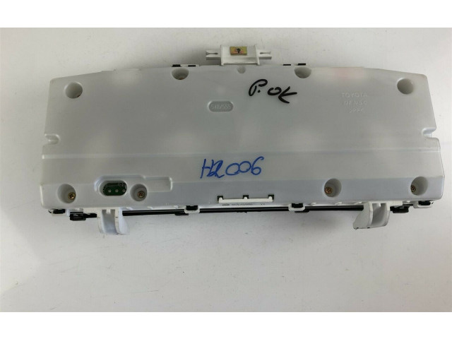 Панель приборов 8380013110, H2006   Toyota Corolla E120 E130       