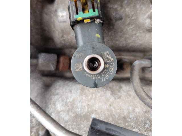 Форсунка 0445110299, 1305005101028    Saab 9-3 Ver2  Z19DTR 