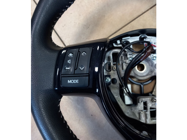 Volant Toyota Yaris 2018 45100OD49024  