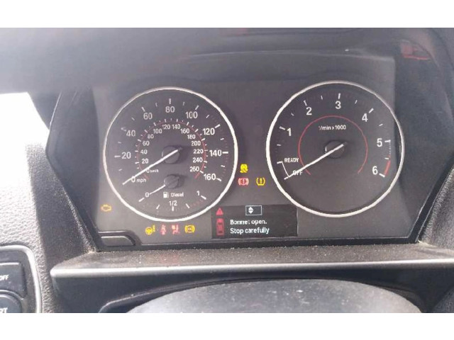 Přístrojová deska  BMW 1 E82 E88 2013 17649411  