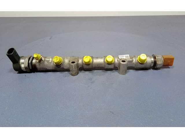Топливная рампа 057130764AB, 057130764AB   Seat Ibiza IV (6J,6P)  