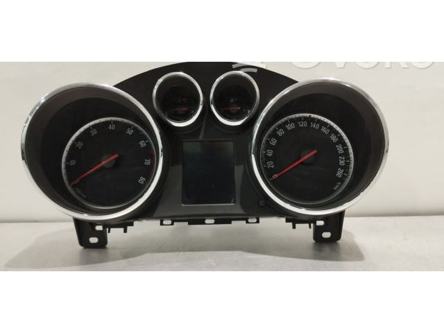 Přístrojová deska  Opel Astra J 2012 13355666  