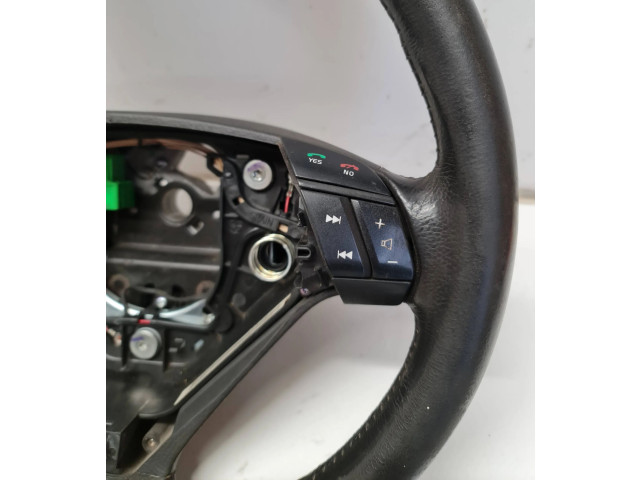 Volant Volvo V70 2005 08666887  