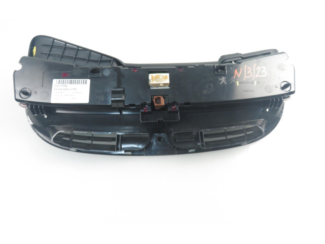 Přístrojová deska  Citroen C3 Picasso 2010 555002081400  